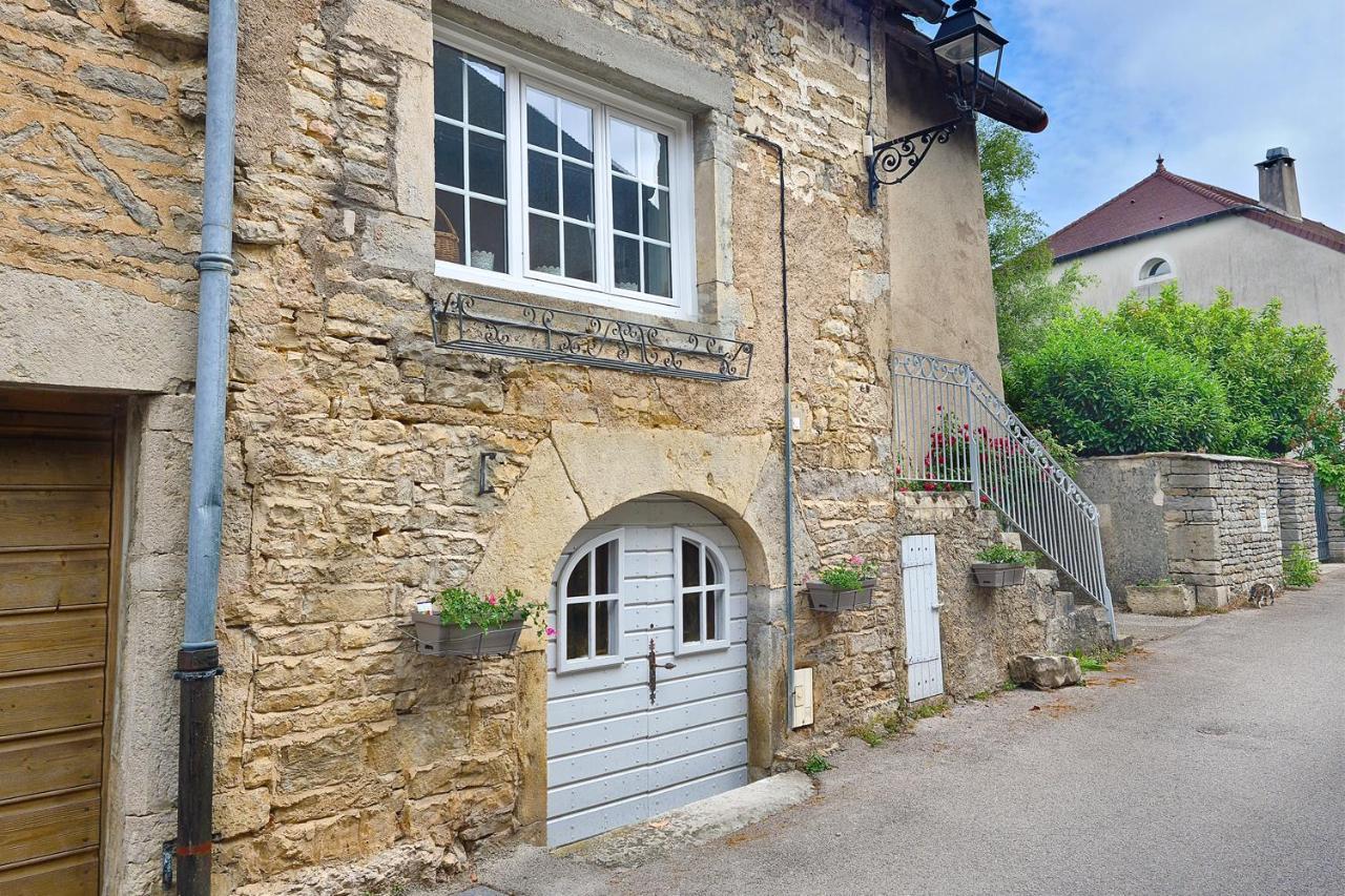 Le Petit Cocon De Chateau Chalon Exteriör bild
