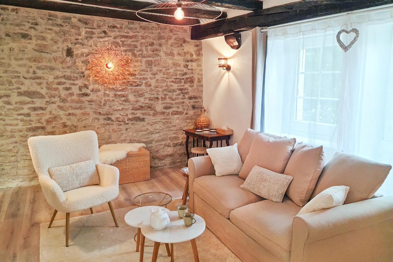 Le Petit Cocon De Chateau Chalon Exteriör bild